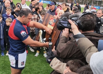 Emotiva despedida de Creevy que ahora sí colgó sus botines