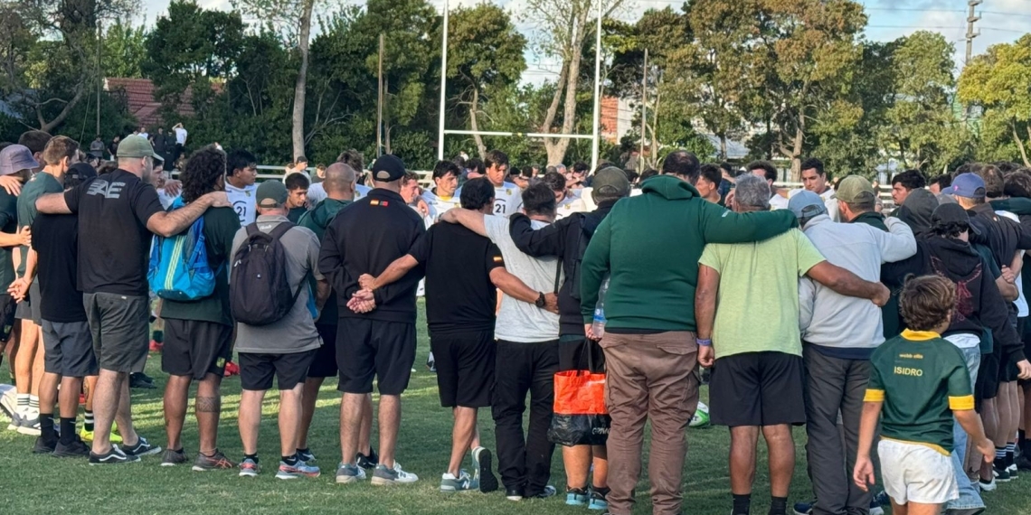 Los Tilos volvió “manija” de Europa y se lo demostró a San Cirano