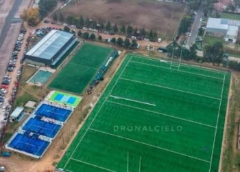Los Tilos hace realidad un sueño: inaugura su cancha de césped sintético